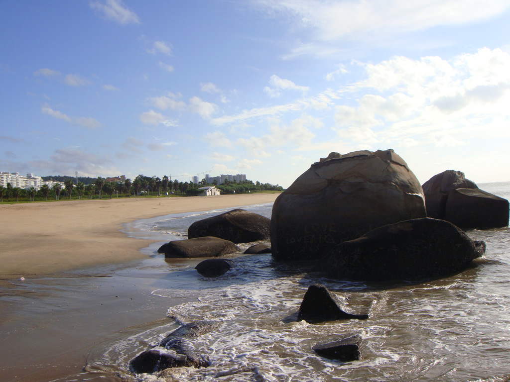 DSC02285_r1_c1 厦门清晨蔚蓝的海